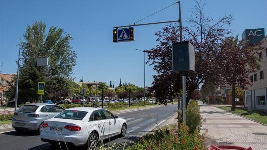 Un radar fijo controlará el exceso de velocidad en la avenida de Elvas