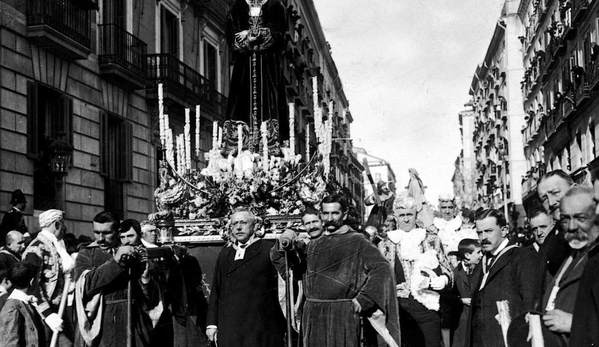 A lo largo de estos casi seis siglos, la Semana Santa madrileña apenas ha cambiado de ubicación.