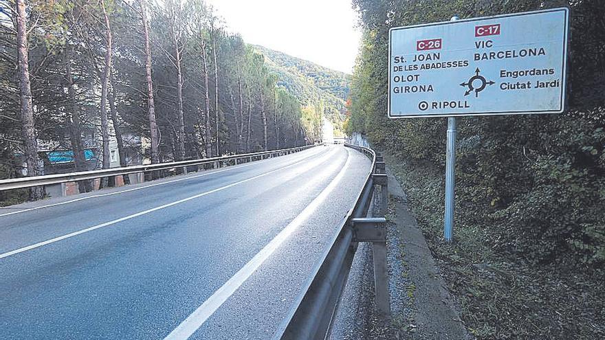 Ripoll vol instal·lar plaques acústiques a la variant de la C17