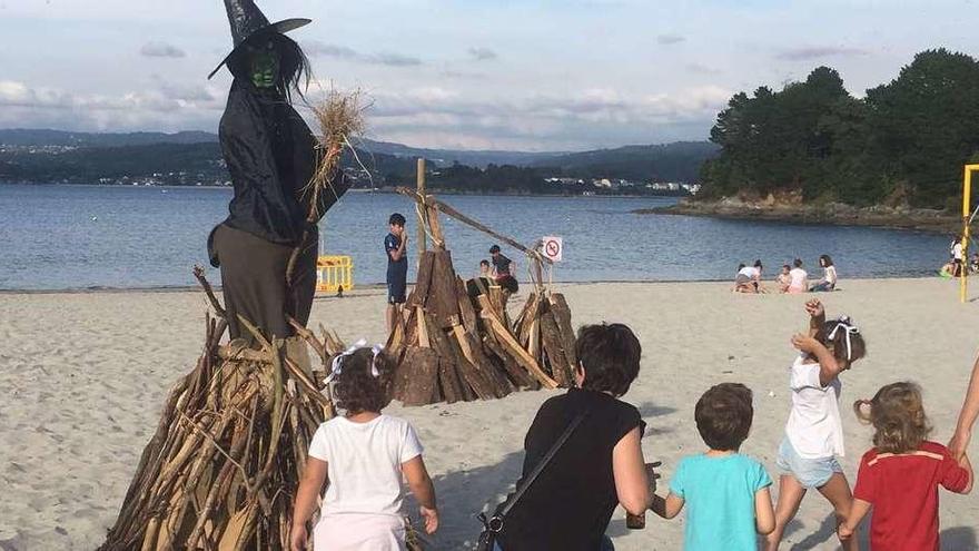 Sardiñada, baile, actuaciones musicales y hogueras en Sada