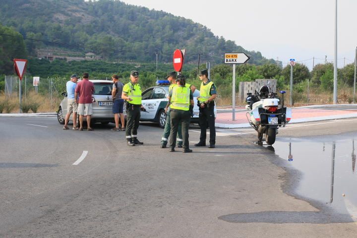 Incendio forestal entre Pinet, La drova y Marxuquera