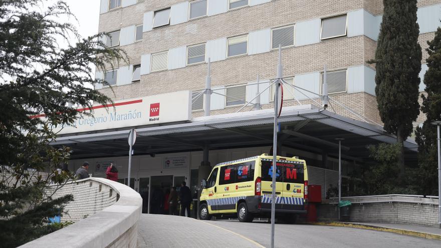 Una mujer da a luz en un vehículo en Madrid con la ayuda de su marido