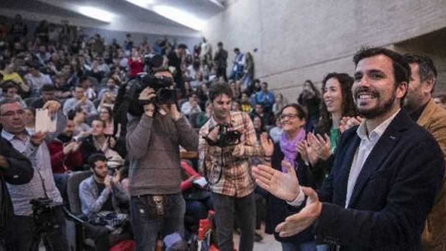 Alberto Garzón, de campaña en la Universidad de Málaga