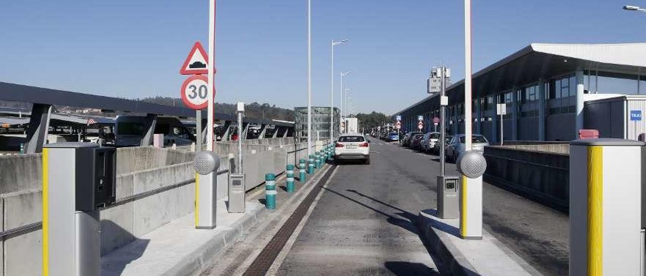 Acceso rodado al aeropuerto de Vigo