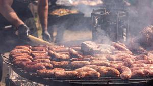 Butifarras a la parrilla en una edición anterior del festival de la barbacoa What the Foc!.