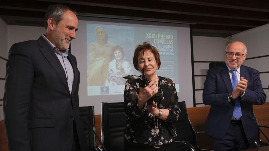Yolanda Arencibia: «La biografía de Galdós es la gran obra de mi vida»