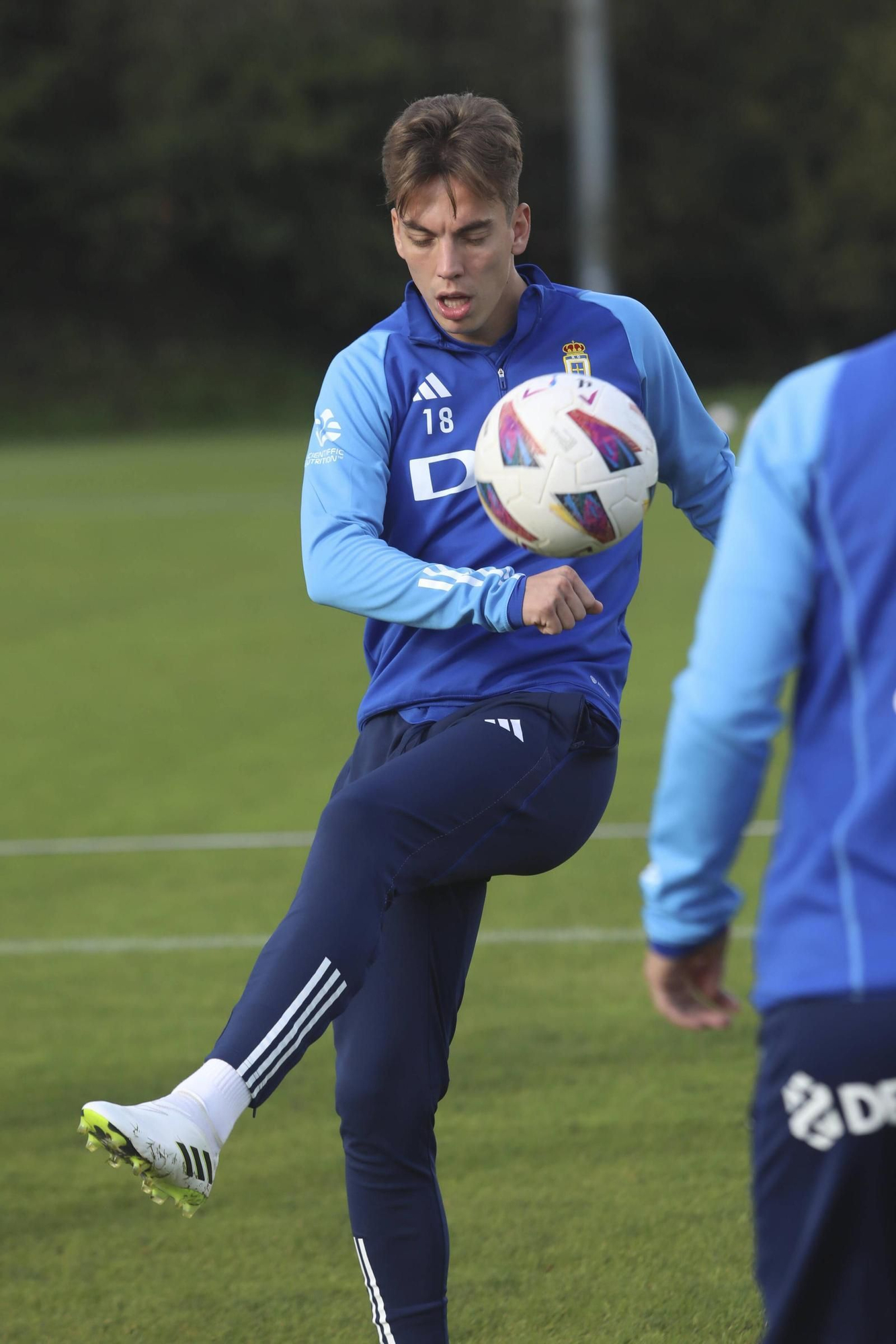 EN IMÁGENES: el entrenamiento del Oviedo