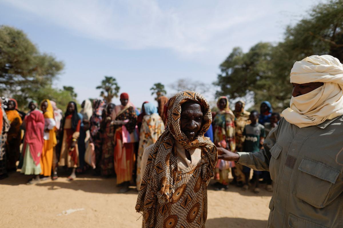 Refugiados sudaneses buscan asilo en El Chad