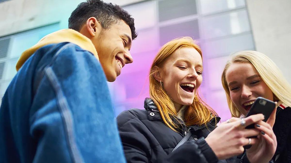 Conectar al instante en cualquier destino es ya una prioridad para los viajeros digitales.