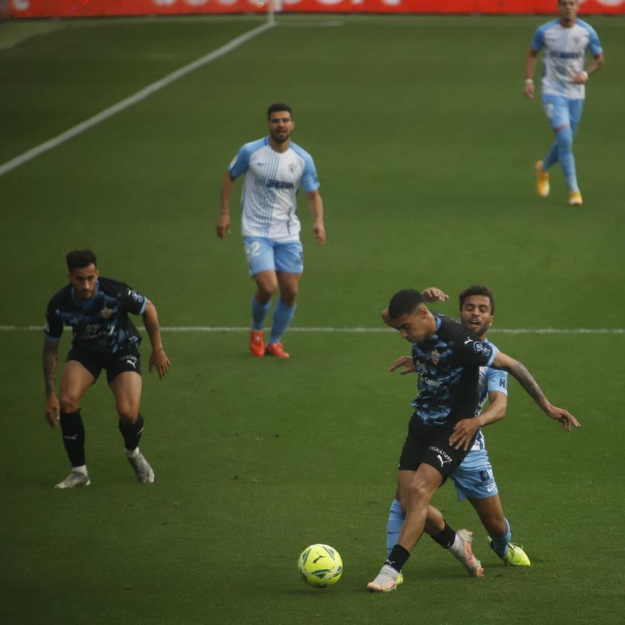 Partido de la Liga Smartbank entre el Málaga CF y el Almería