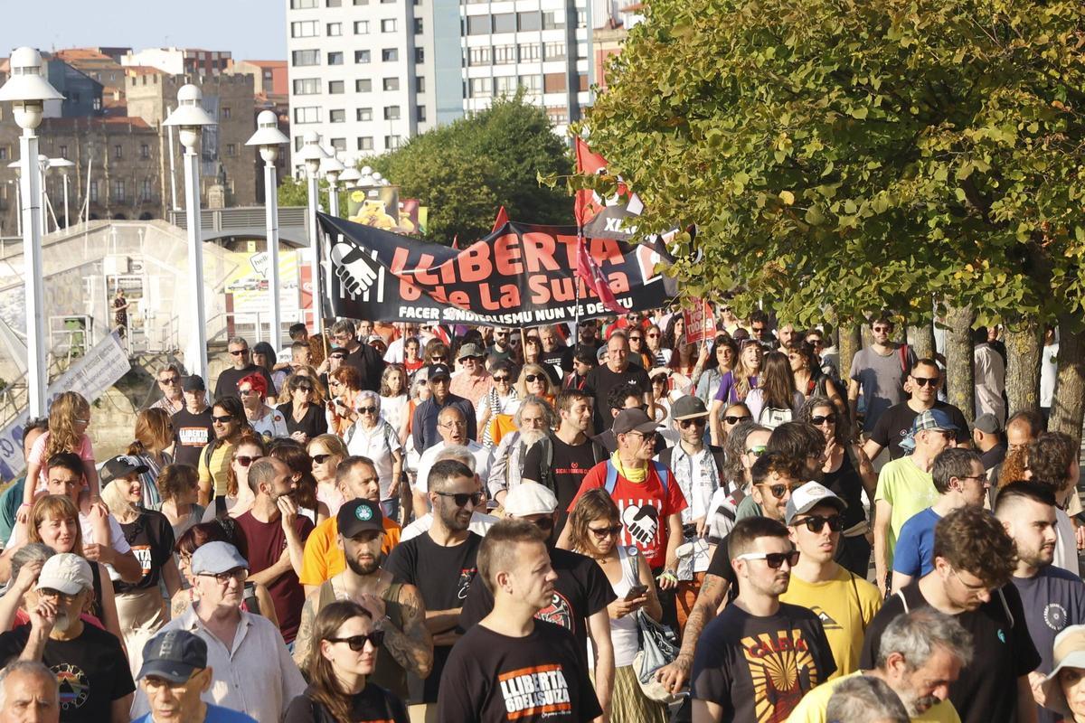 Una de las movilizaciones en Gijón a favor de los seis condenados.
