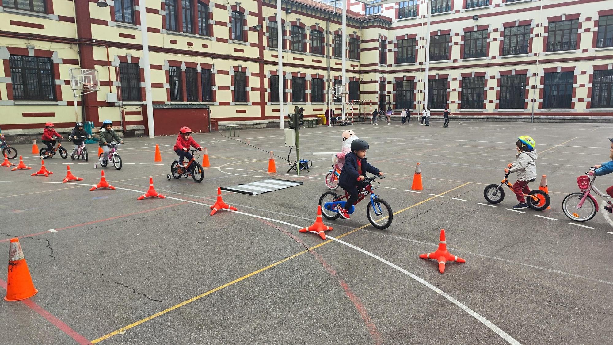 Los niños de Liceo se apuntan a la Seguridad Vial