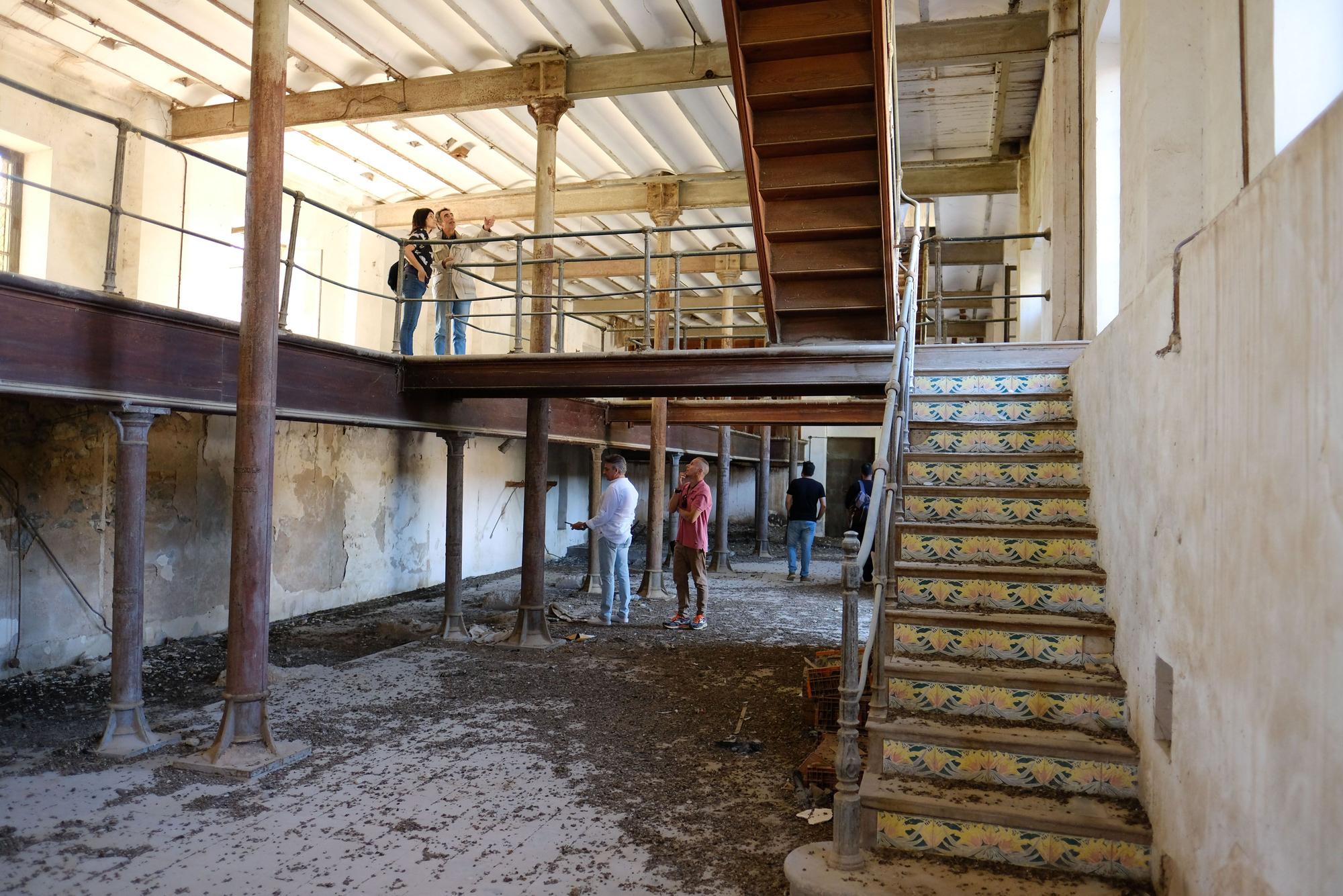 En Colonia vivían alrededor de 200 personas y se perseguía el reparto equitativo de los beneficios que se producían entre los trabajadores y no existía la propiedad privada.