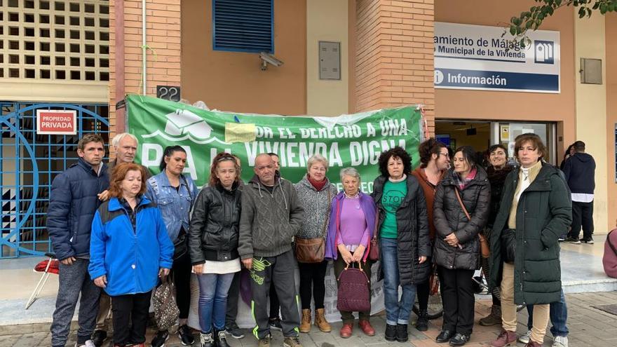 Concentración a las puertas del Instituto Municipal de la Vivienda