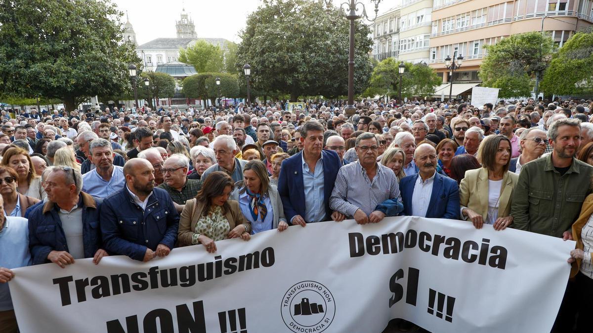 Protestas en contra de la moción de censura en Lugo