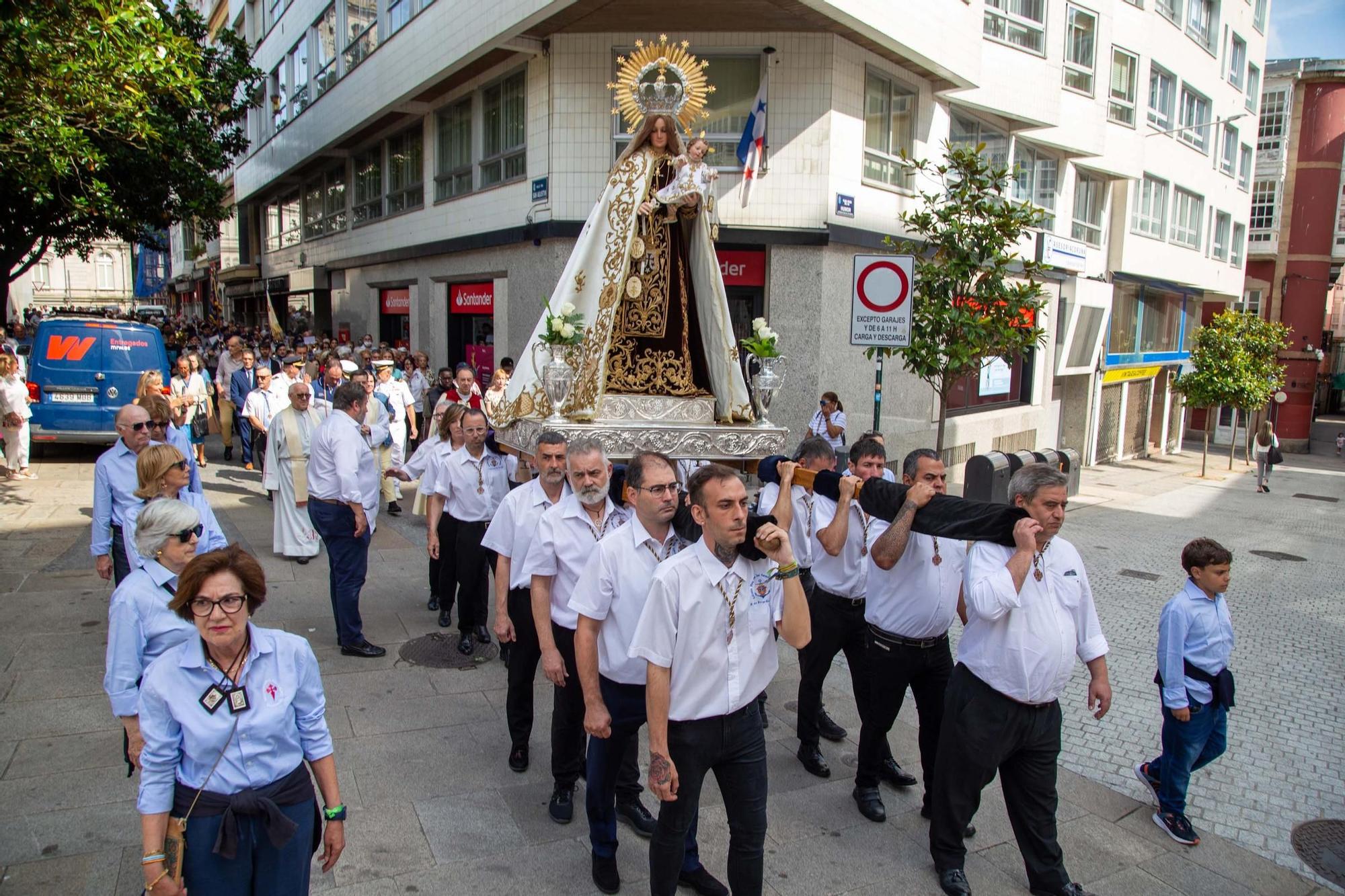 Los marineros de A Coruña celebran la festividad de la Virgen del Carmen