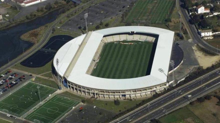 Vista aérea del estadio de A Malata. // Racing Club de Ferrol SAD
