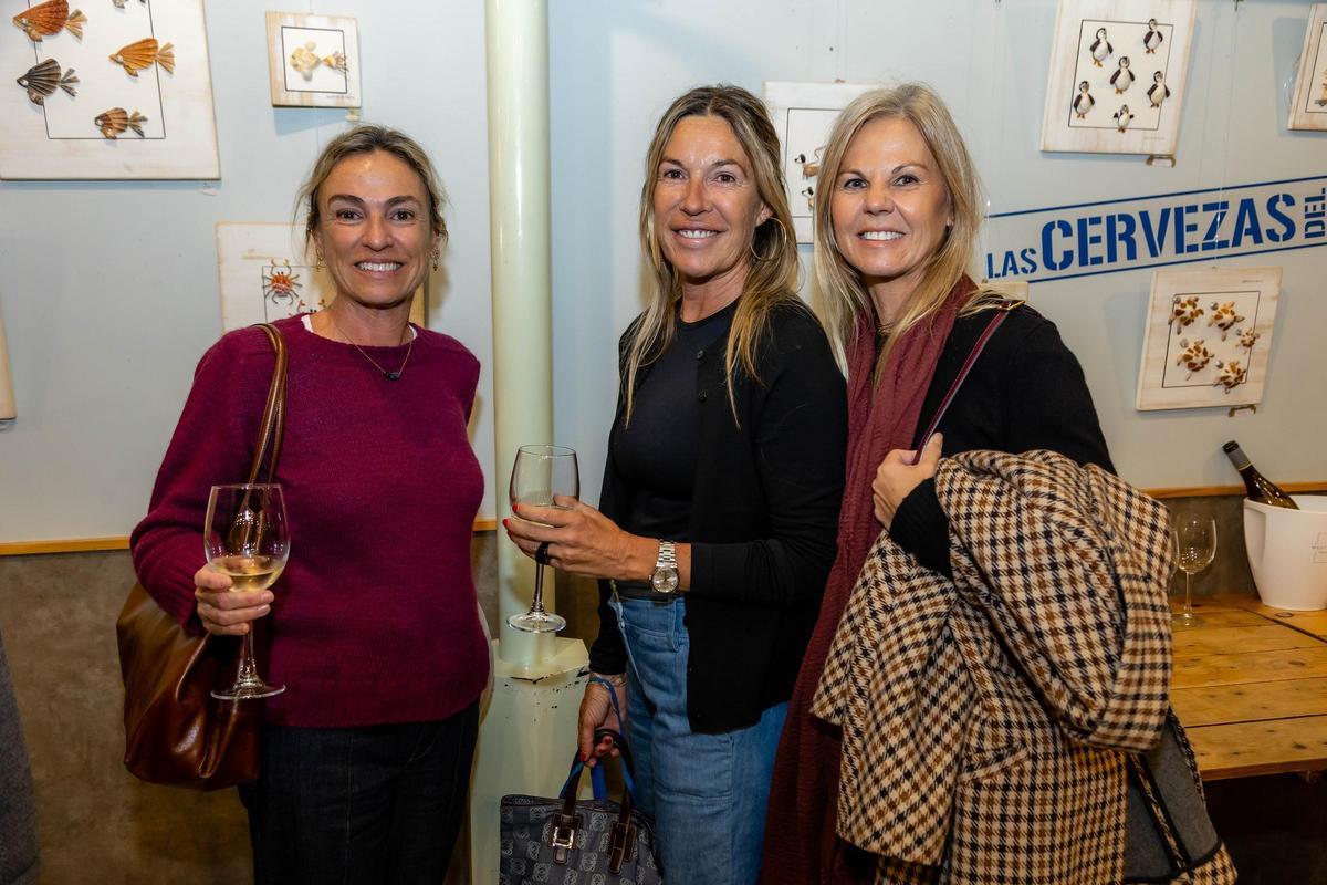 María José Piqueres, Ana Hidalgo y Patricia Salinas.