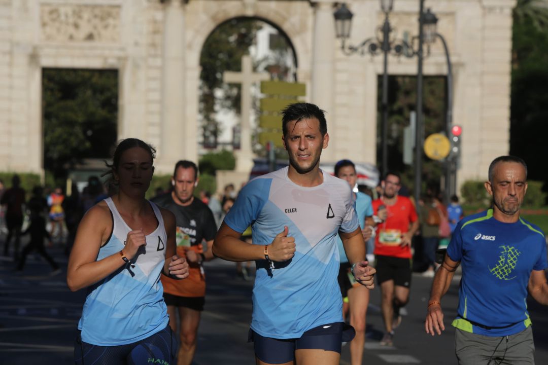 FOTOS | Búscate en el Medio Maratón Valencia 2021