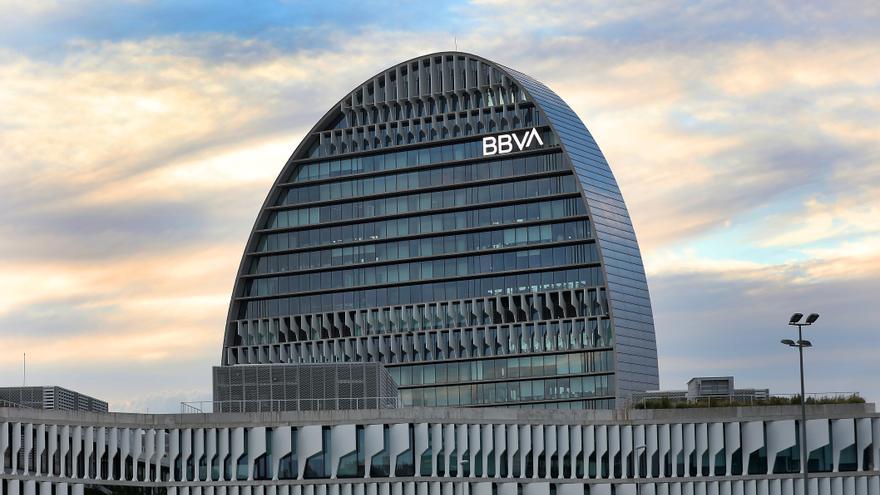 BBVA capta més de mig milió de nous clients a Espanya per canals digitals el 2022