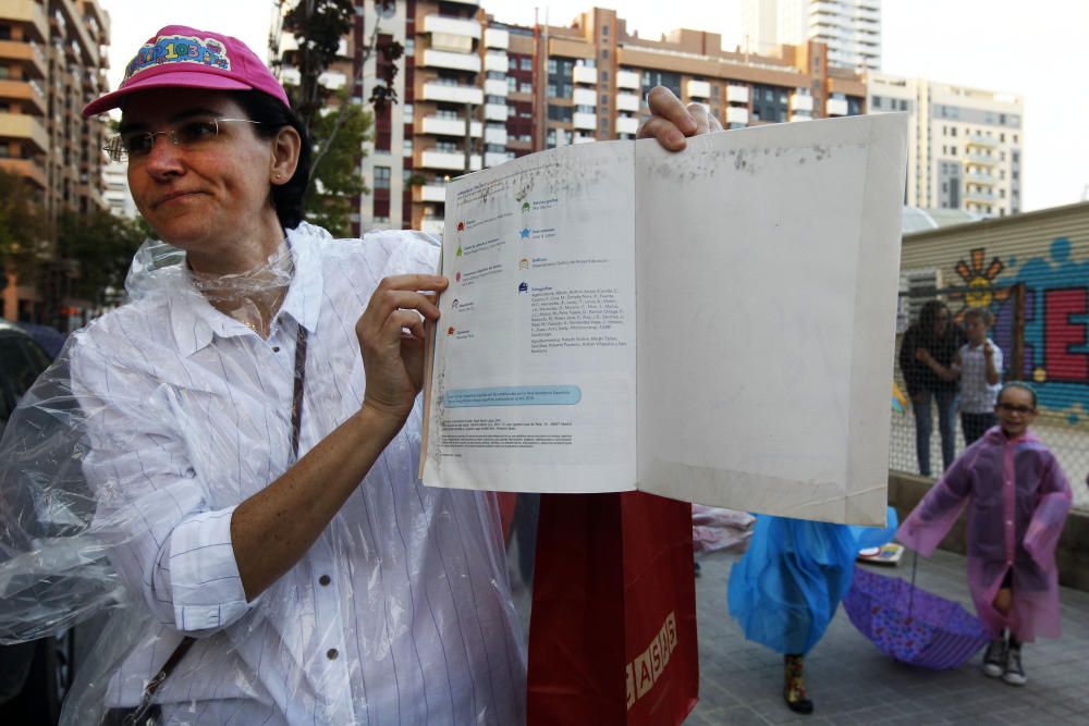 Protestas en el CEIP 103 de Valencia.