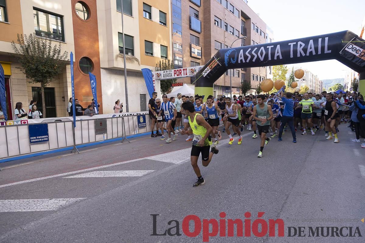 Carrera '10K Assota por ti' en Caravaca (salida y giro primera vuelta)