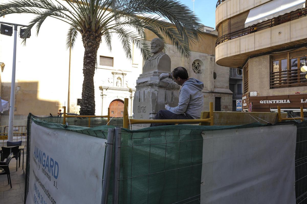 La restauración de la escultura de Mariano Antón de Elche