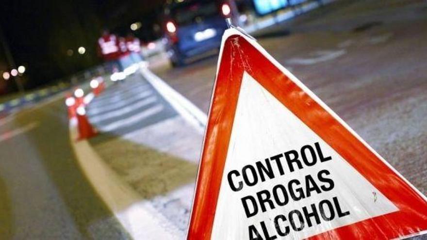 La Policía Local desarrolla una campaña de control del tráfico esta Navidad