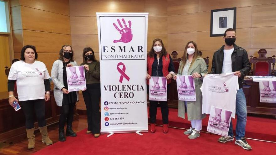 Esmar recauda fondos para las víctimas de maltrato con una “andaina” por el Umia