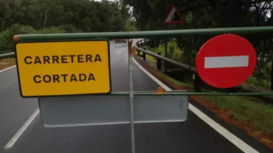 Tenerife Raises Storm Emilia Alert to Highest Level, Closes Roads and Parks
