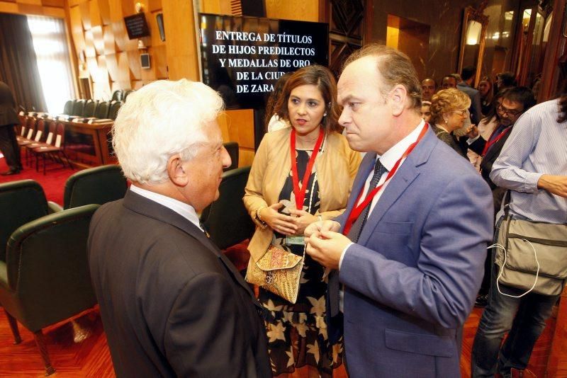 Entrega de las medallas del Ayuntamiento