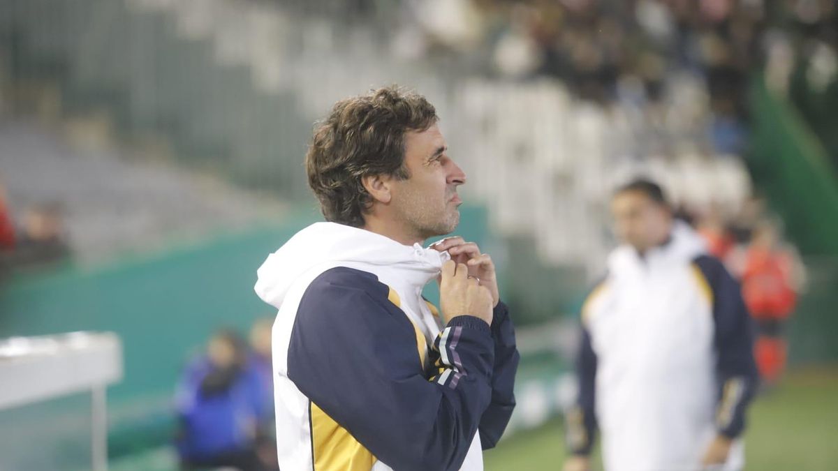 Raúl González, durante el encuentro entre el Córdoba CF y el Real Madrid Castilla.