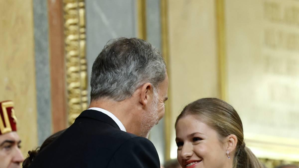 El rey Felipe con la princesa Leonor