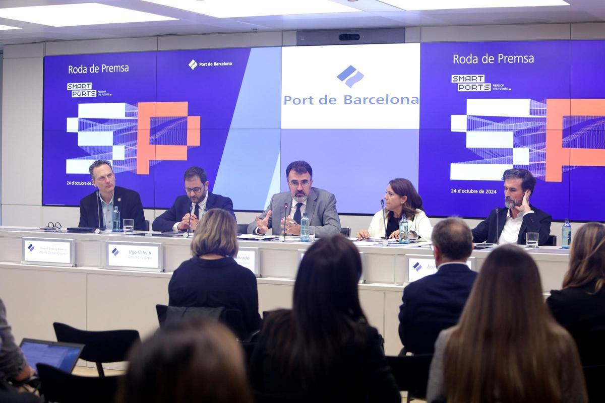 Presentación del congreso Tomorrow. Blue Economy y Smart Ports en la sede del Port de Barcelona, en el World Trade Center.