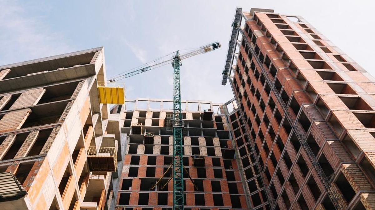 Comprar una vivienda nueva en Galicia exige ya 7,3 años de salario