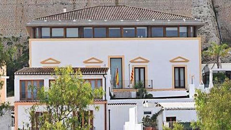 Los sindicatos CCOO, CSIF y Sppme renuncian a negociar con el Ayuntamiento de Ibiza