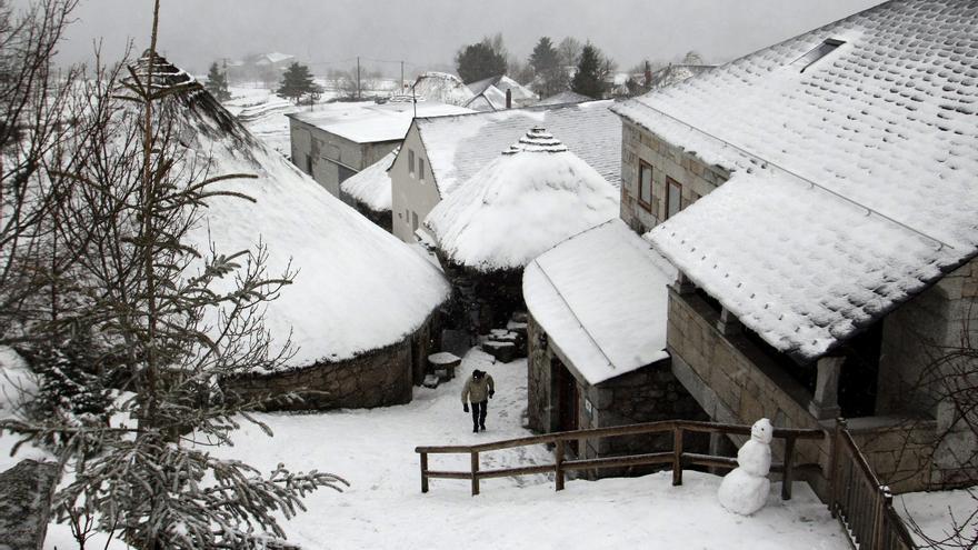 Siempre a 10 grados: las pallozas de Os Ancares llevan siendo eficientes desde el prerrománico