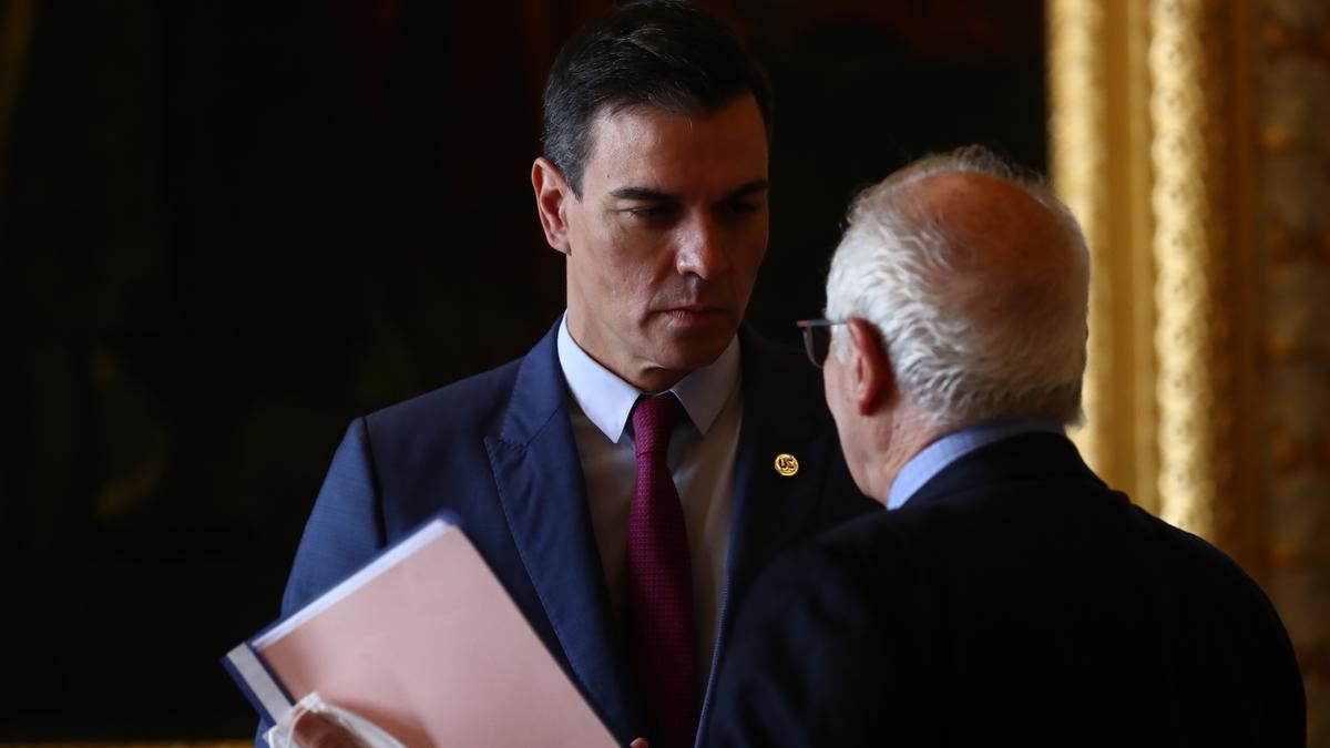 Sánchez alerta de que el pacto PP-Vox es un momento "grave y crítico" para la democracia española.