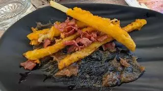 El nuevo favorito frente al mar: cartuchitos, pizza de pulpo y dulce de Maltesers en este restaurante de Telde