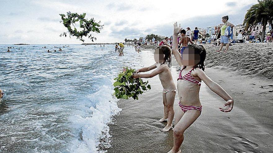 Programa Coronas al mar por los caídos y ronda de «fanalets»