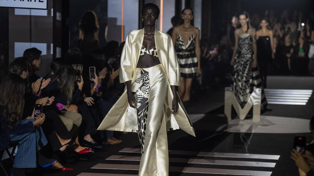 Lola Casademunt by Maite, Simorra y Escorpion: Las jefas de la moda catalana abren fuego en la 080 Barcelona Fashion