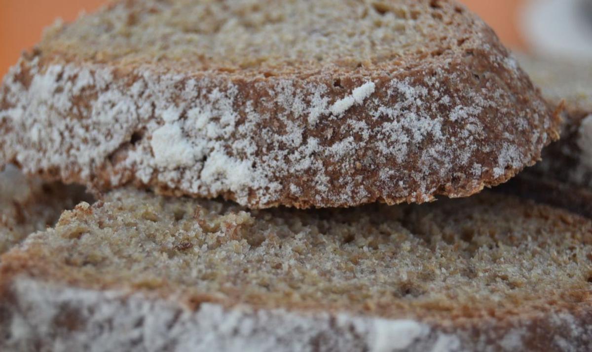El pan forma parte de la dieta y de la cultura mediterránea. | VICENT MARÍ