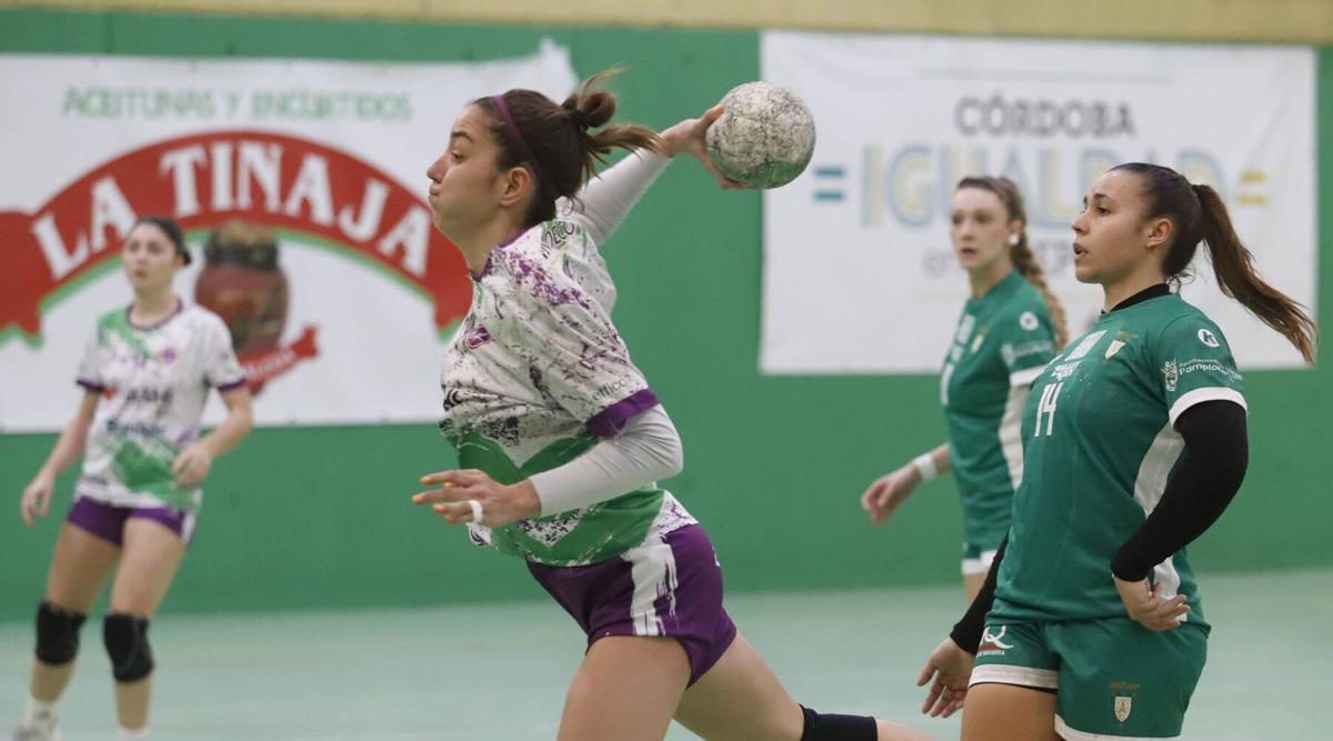 Andrea Roda realiza un lanzamiento.