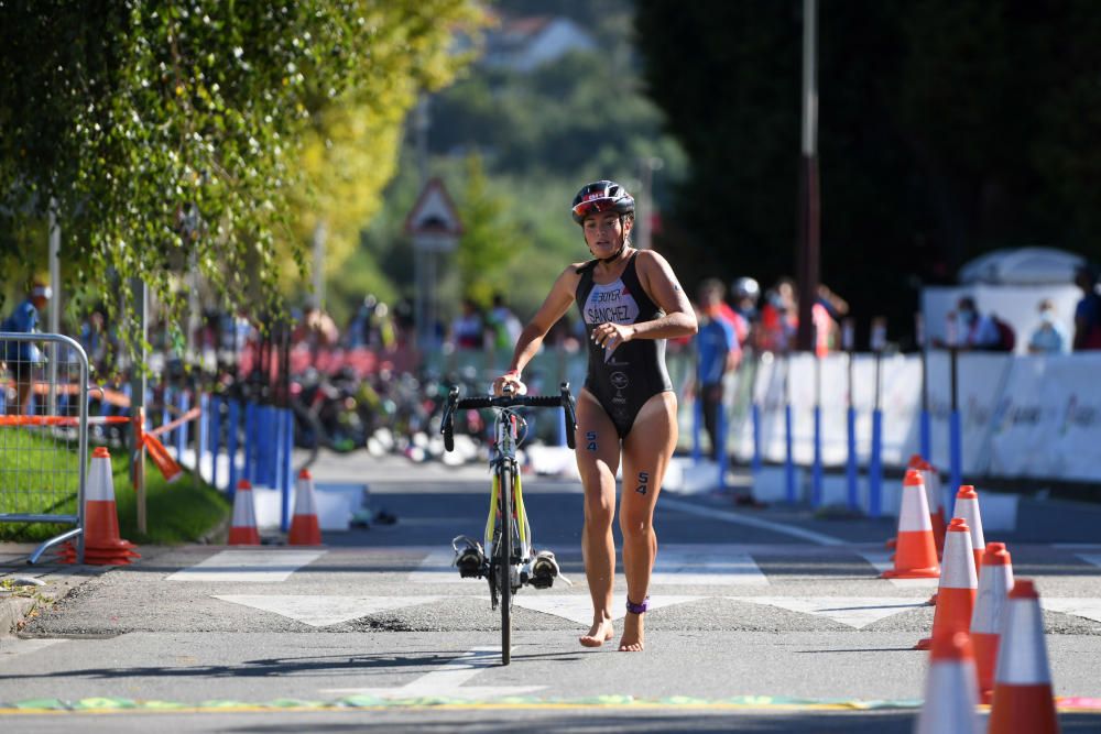 Los favoritos cumplen en el Campeonato de España de Triatlón Sprint en Pontevedra