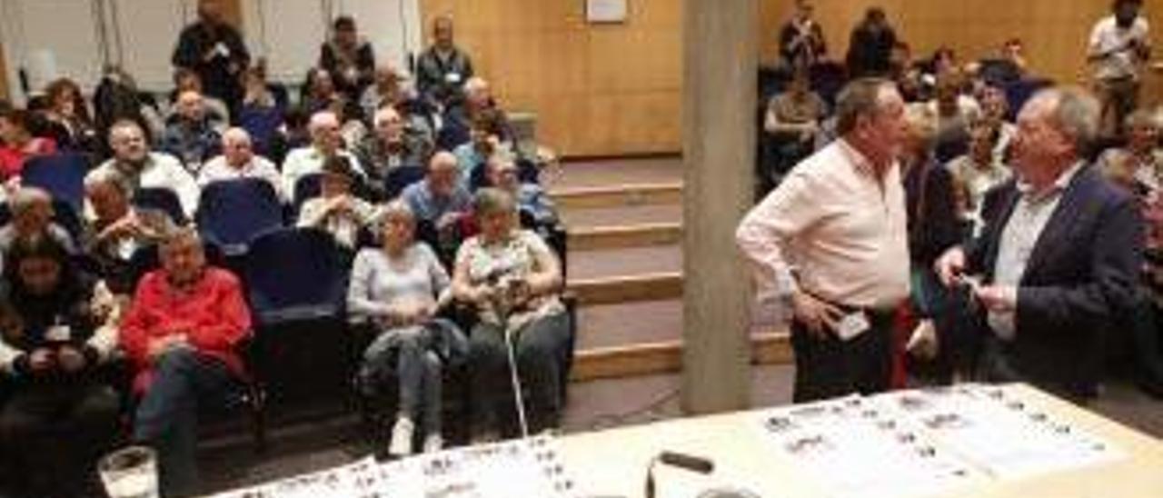 Los críticos impugnan la convocatoria de &quot;primarias exprés&quot; en IU de Gijón