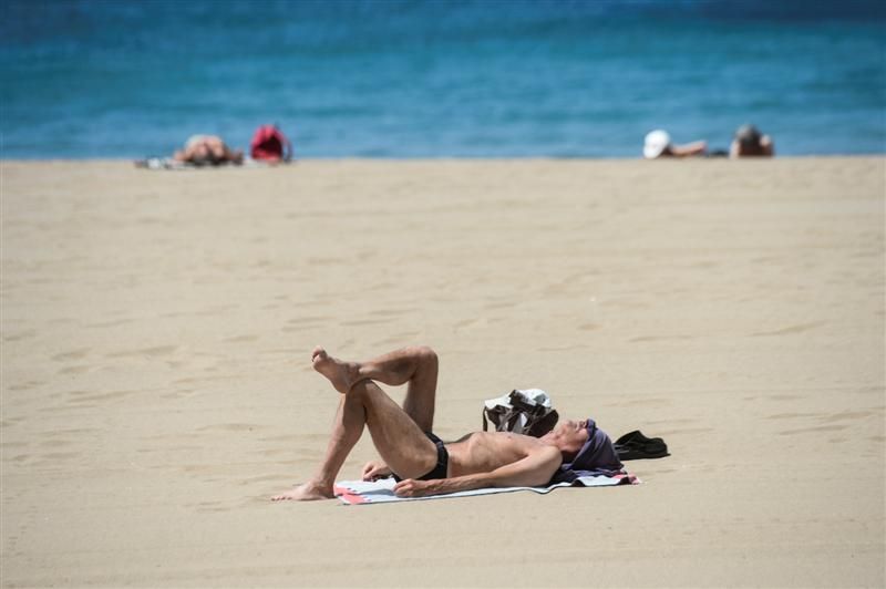 Playa de Las Canteras en Semana Santa