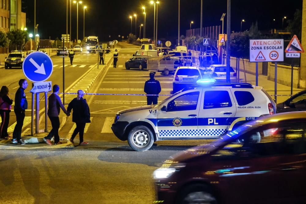 Un hombre dispara 5 veces a su pareja delante de su hijo en un colegio de Elda y se suicida