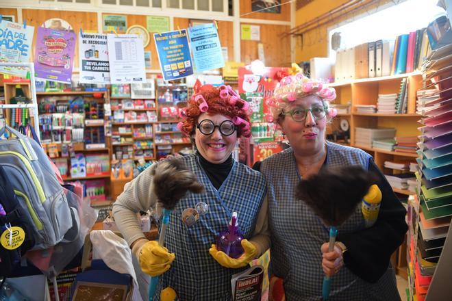 Isa y Bego muestran cómo se transforman en 'As Toliñas', las Choqueiras del Año 2026 en A Coruña