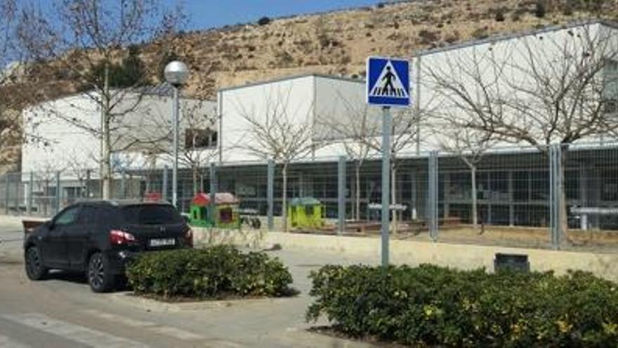 Un treballador intoxicat lleu per un foc a la cuina d&#039;una escola d&#039;Igualada