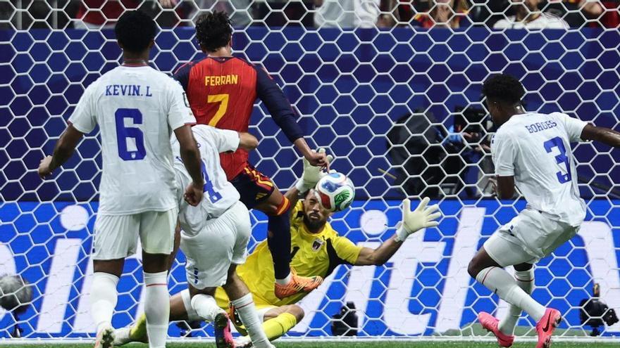 Una pésima España se la 'pega' en el estreno ante Cabo Verde (0-0)